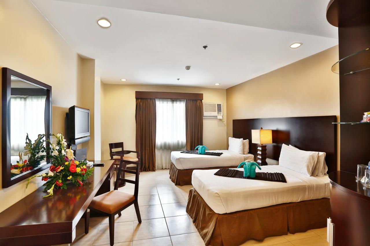 Alpa City Suites Hotel Cebu Ngoại thất bức ảnh