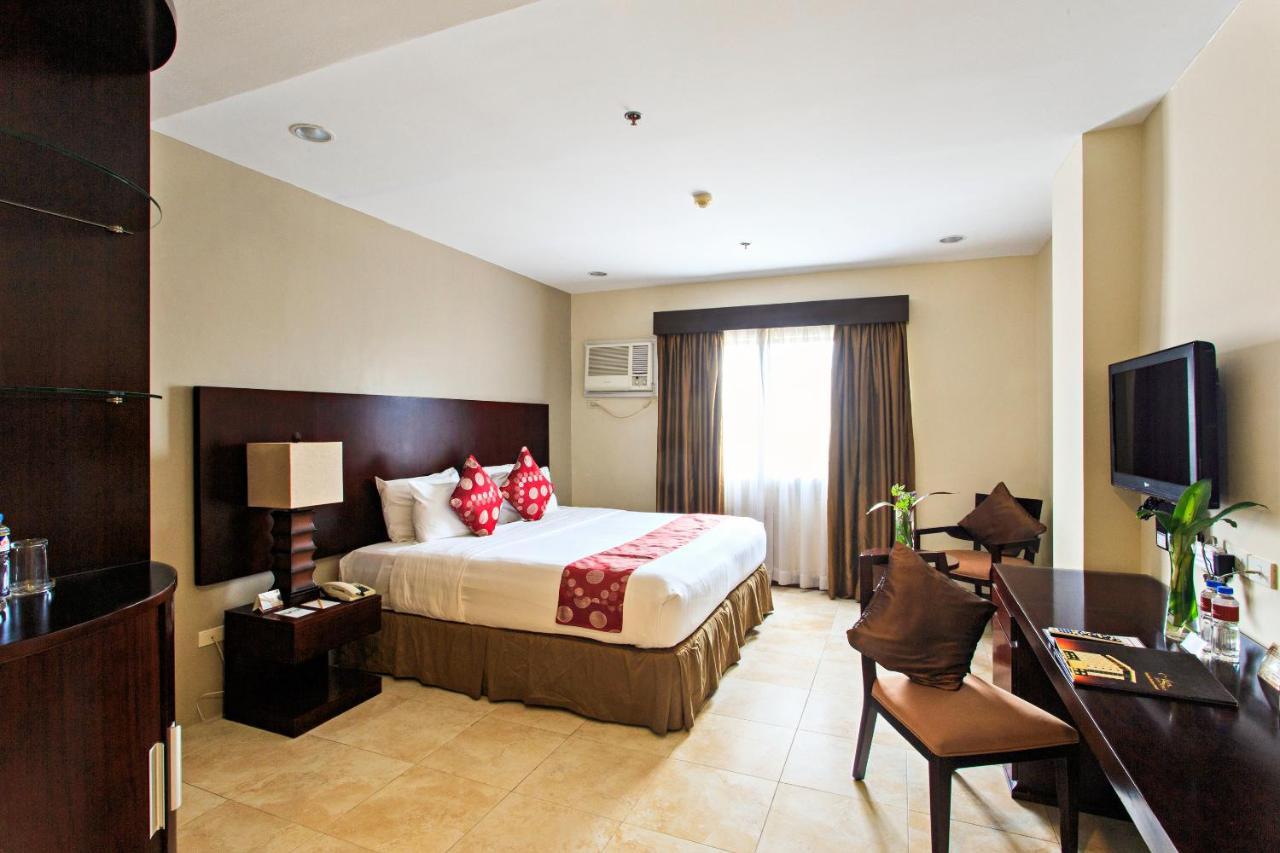 Alpa City Suites Hotel Cebu Ngoại thất bức ảnh