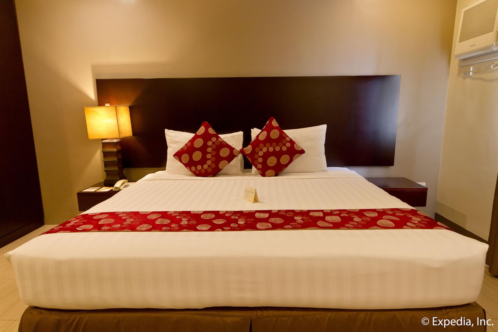 Alpa City Suites Hotel Cebu Ngoại thất bức ảnh