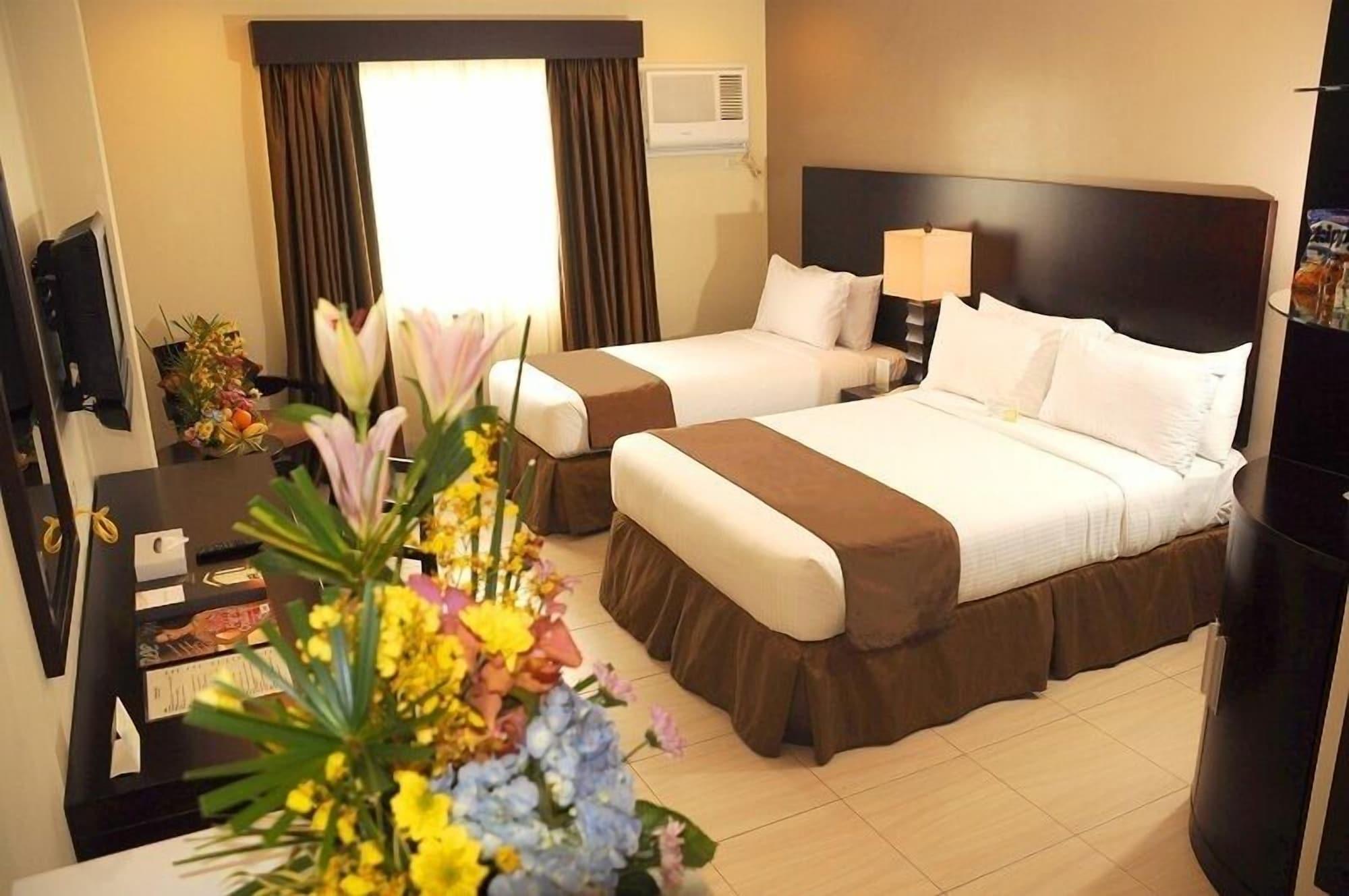 Alpa City Suites Hotel Cebu Ngoại thất bức ảnh