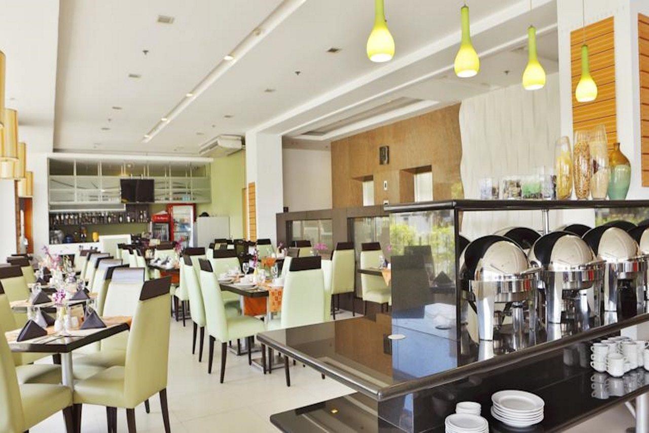 Alpa City Suites Hotel Cebu Ngoại thất bức ảnh